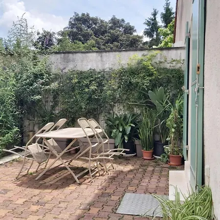 Apartment Jonzac-gite-lepuits